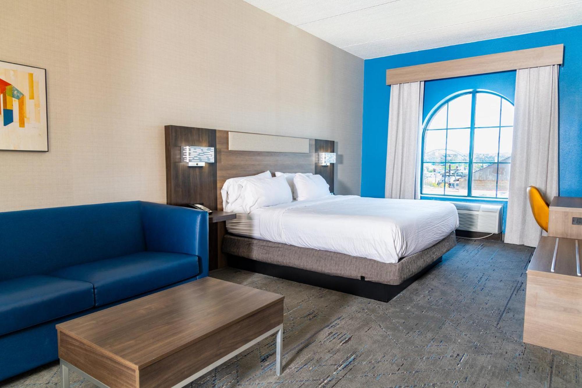 Express & Pittsburgh-south Side By Ihg Hotel Pittsburgh