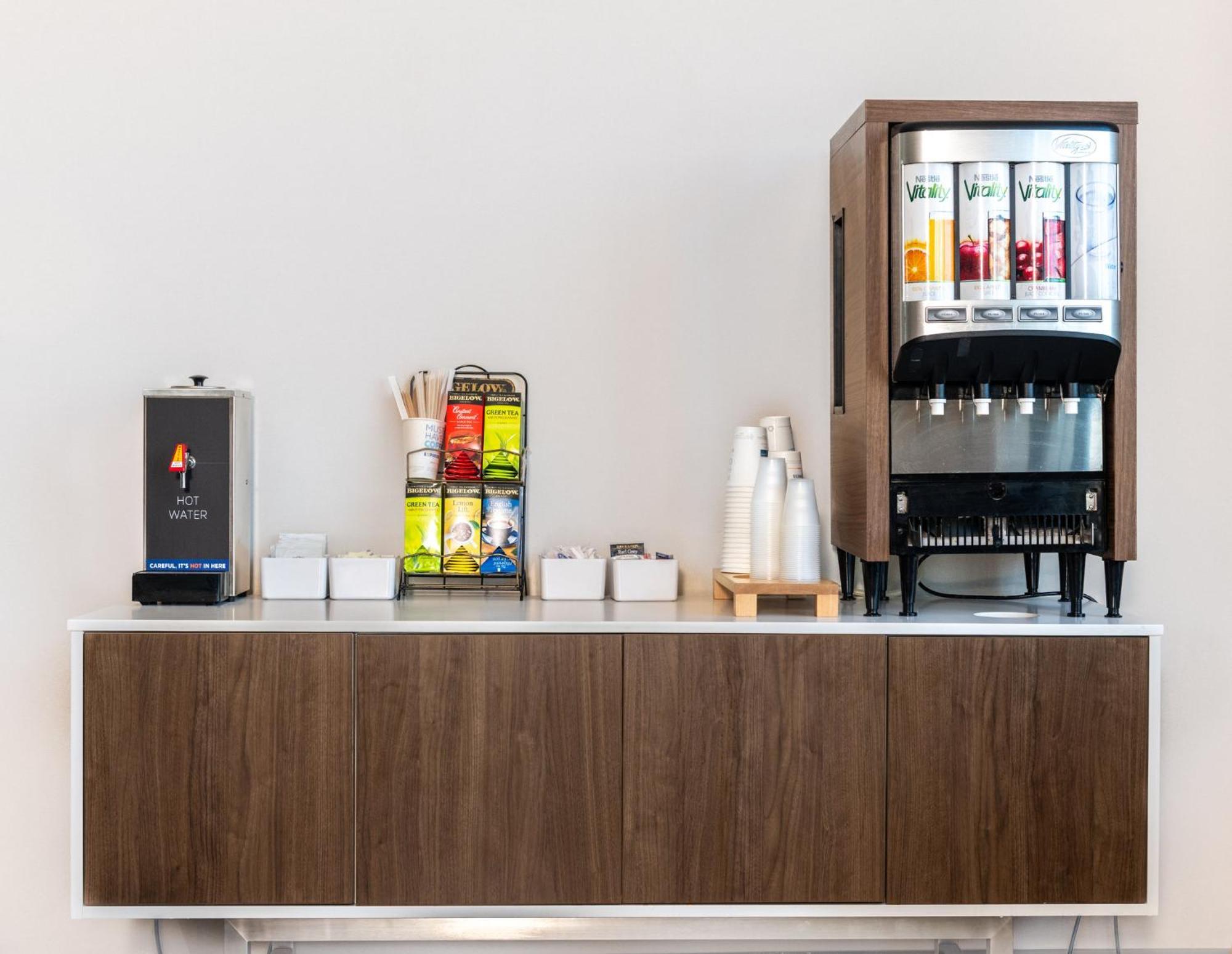 Express & Pittsburgh-south Side By Ihg 4*