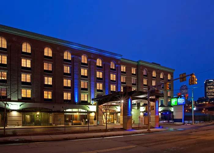 Holiday Inn Express Hotel & Suites Pittsburgh-South Side By Ihg